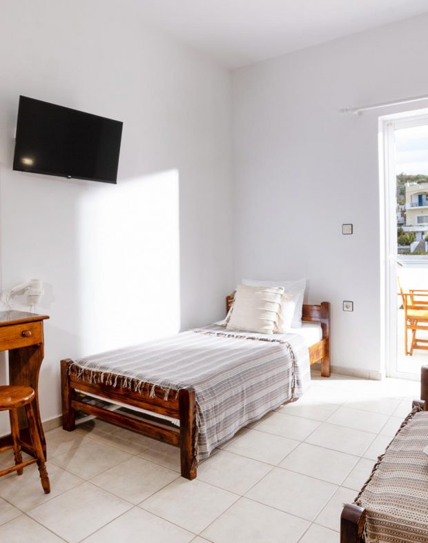 Accommodation In Leros | Emerald Hotel Leros | Leros Greece